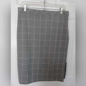 Banana Republic Women's Straight Pencil Skirt Size 10 Gray/White Plaid